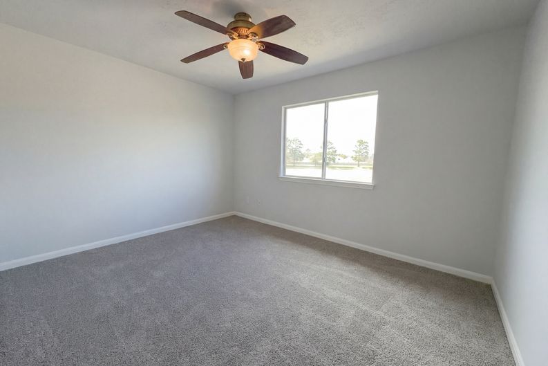 Photo 19 of 22 of 12111 Virline Ln, Houston, TX