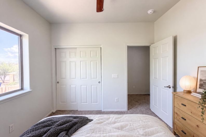 Photo 16 of 31 of 5641 S 10th Dr, Phoenix, AZ