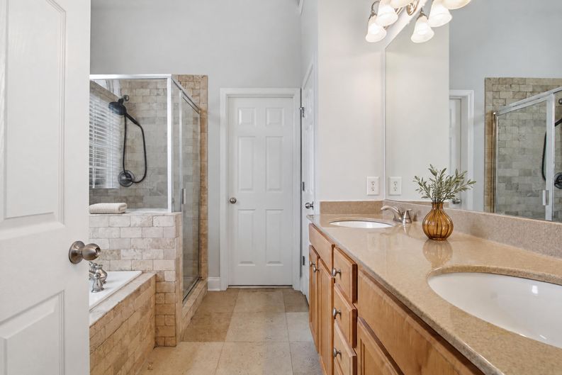 Photo 6 of 46 of 30 Roberson Dr NE, Cartersville, GA