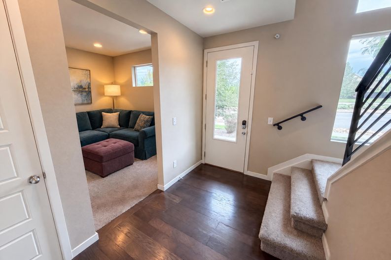 Photo 16 of 20 of 15738 E Broncos Pl, Englewood, CO