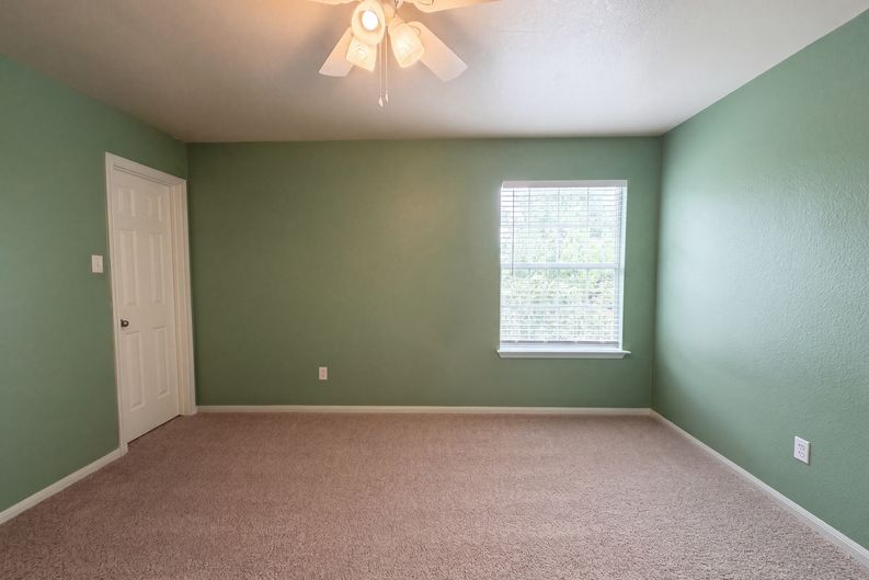 Photo 9 of 19 of 313 Crowfoot Dr, Harker Heights, TX
