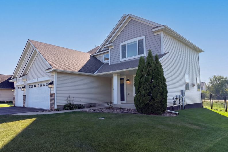 Photo 37 of 42 of 4595 196th St W, Farmington, MN