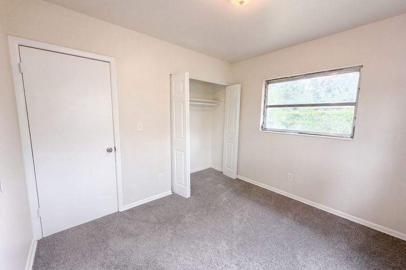 Photo 8 of 17 of 7117 N 50th St, Tampa, FL
