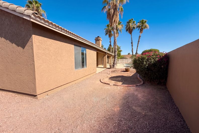 Photo 22 of 25 of 1207 E Clearview Dr, Casa Grande, AZ