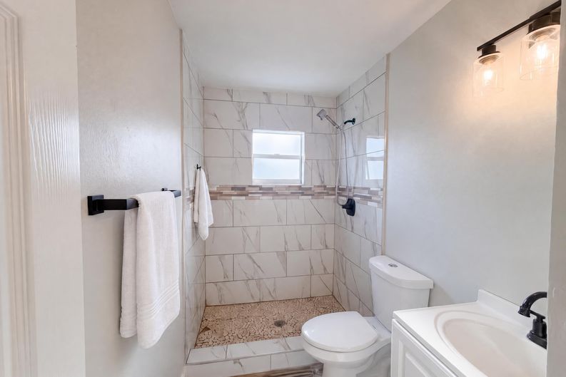 Photo 13 of 20 of 789 Little Pine Dr, South Daytona, FL