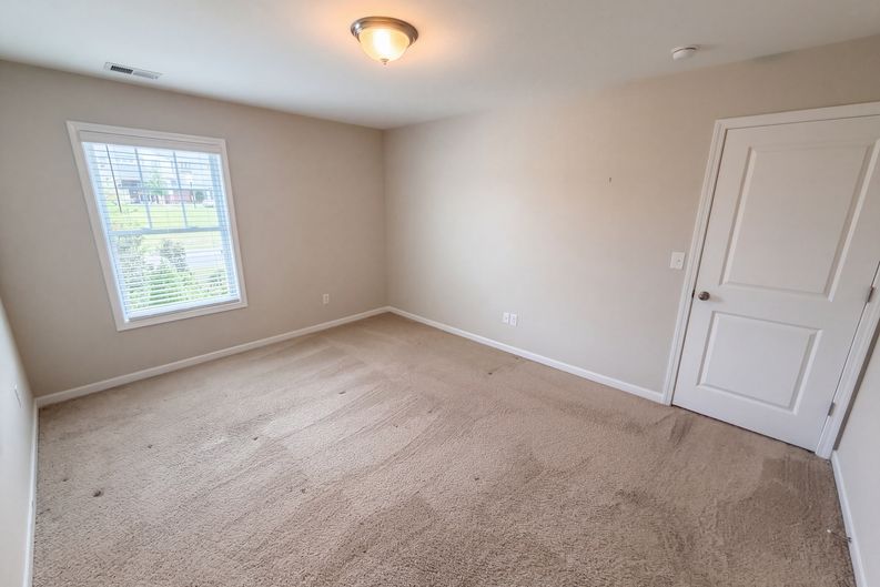 Photo 13 of 32 of 8014 Alford Rd, Indian Land, SC