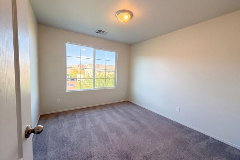 Photo 12 of 23 of 10713 Dobbs Ave, Las Vegas, NV