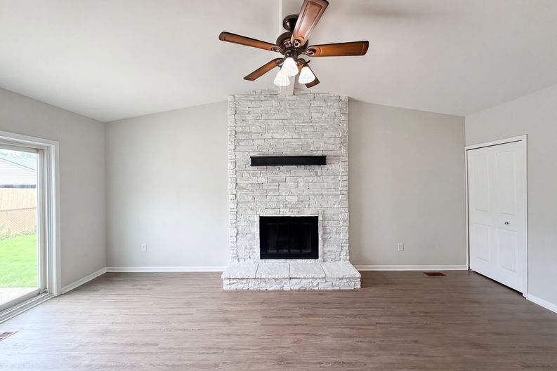 Photo 3 of 21 of 42195 Fairview Dr, Canton, MI