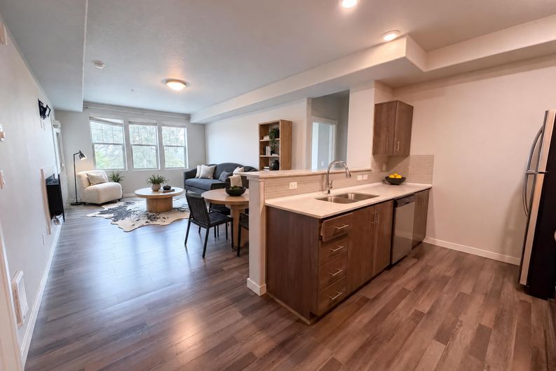 Photo 7 of 18 of 16417 NW Chadwick Way, Portland, OR