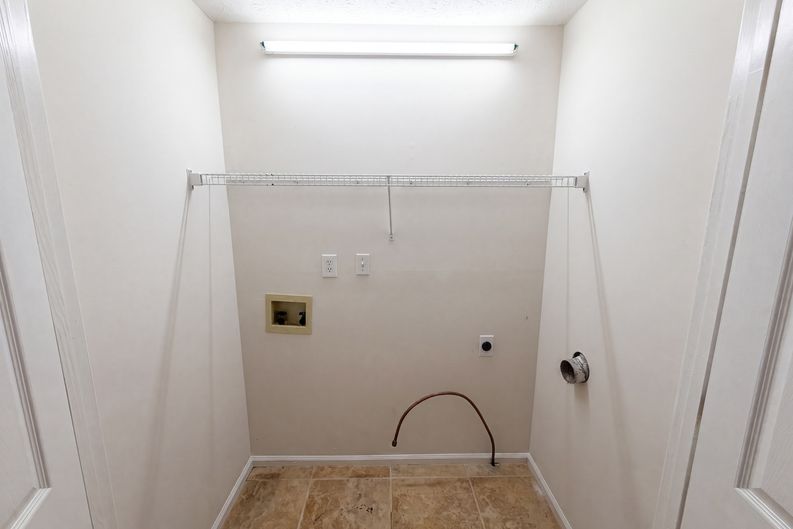 Photo 37 of 50 of 1800 Ivy Stone Ct, Buford, GA