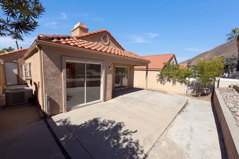 Photo 16 of 17 of 961 Verona Ave, San Jacinto, CA