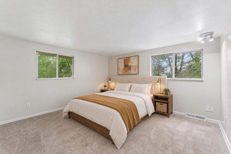 Photo 4 of 52 of 644 Wellfleet Dr, Bay Village, OH