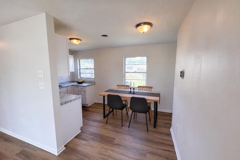 Photo 6 of 25 of 4450 Keats Ave, Titusville, FL