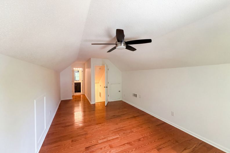 Photo 12 of 21 of 345 Espana St, Atlanta, GA