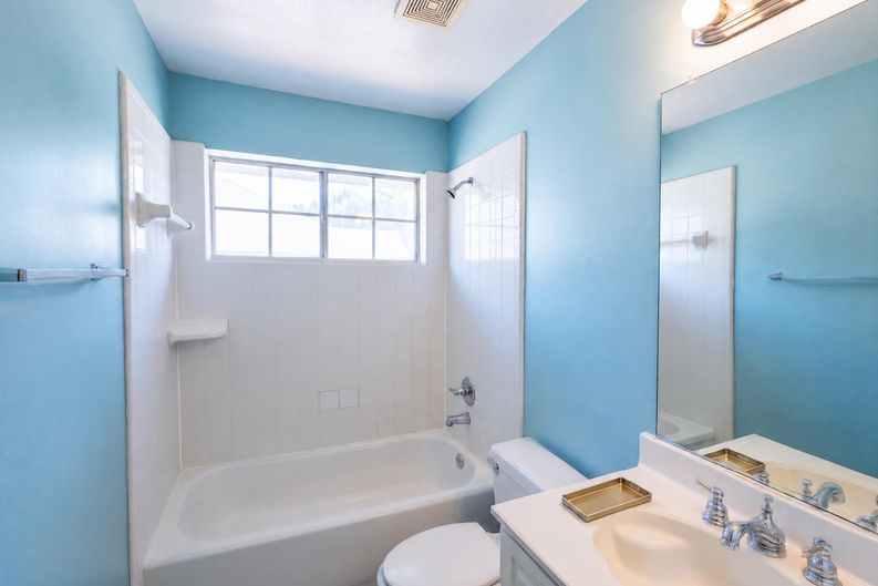 Photo 16 of 22 of 3606 Fairlands Dr, Richardson, TX