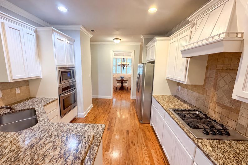Photo 8 of 25 of 212 Westwind Dr, Newnan, GA