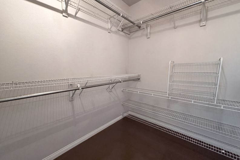 Photo 16 of 21 of 908 Baronet Dr, Las Vegas, NV