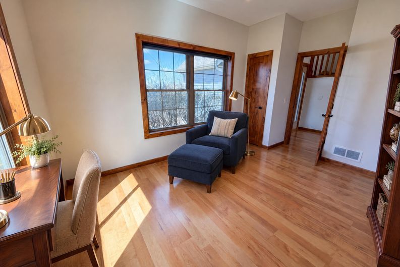 Photo 12 of 34 of 3072 Nottingham Rd S, St. Cloud, MN