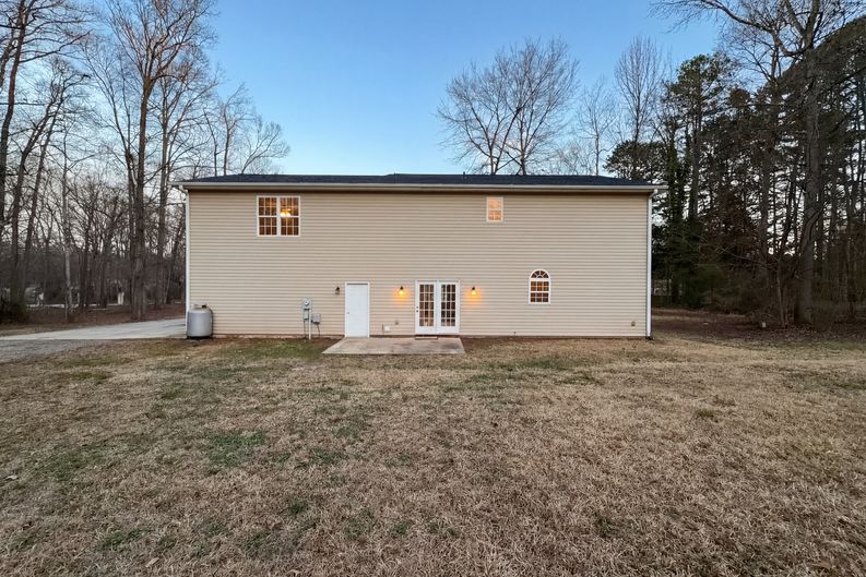 Photo 5 of 19 of 4408 Waxhaw Indian Trail Rd, Indian Trail, NC
