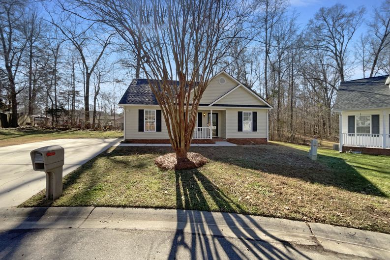 Photo 10 of 17 of 1657 Gresham Ct, Rock Hill, SC