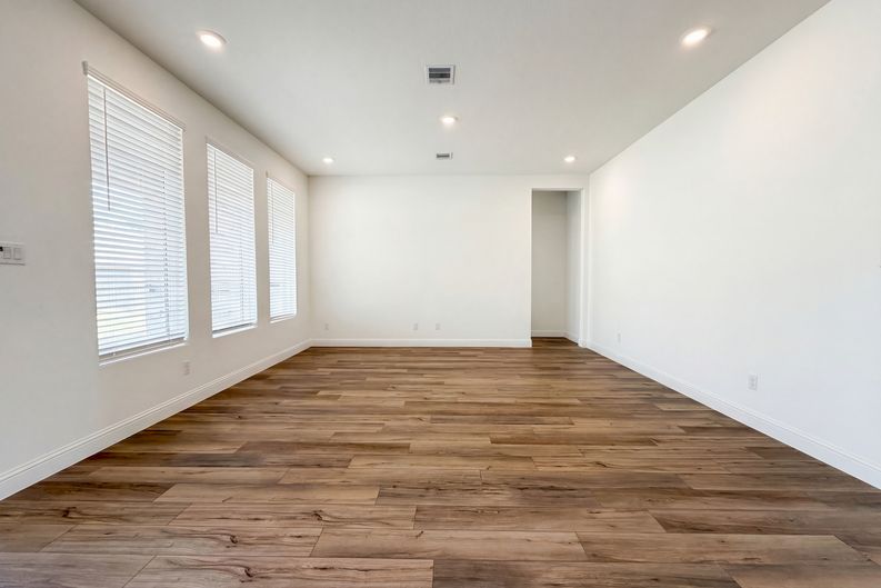 Photo 3 of 21 of 7939 Coastal Prairie Ct, Porter, TX
