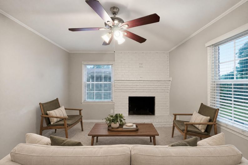 Photo 19 of 35 of 1604 Drayton Woods Dr, Tucker, GA