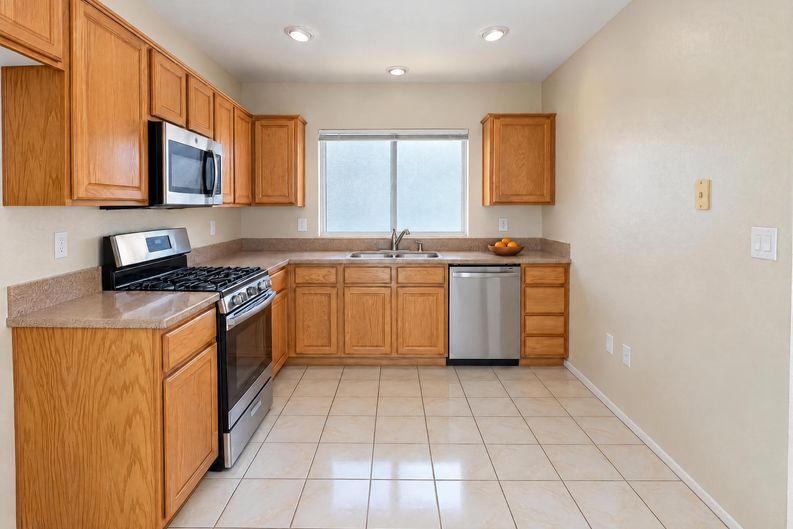 Photo 6 of 17 of 2517 Palmridge Dr, Las Vegas, NV