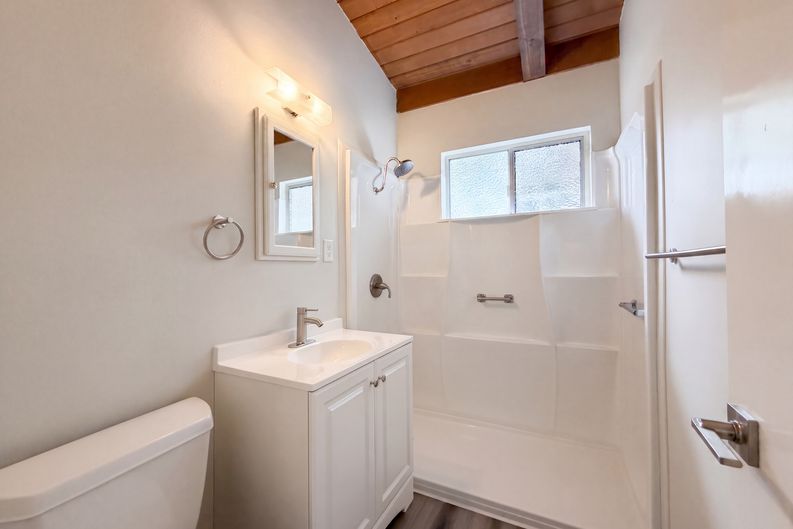 Photo 16 of 21 of 4821 Melvin Dr, Carmichael, CA