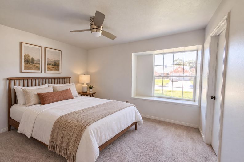 Photo 12 of 18 of 4750 Backenberry Dr, Friendswood, TX