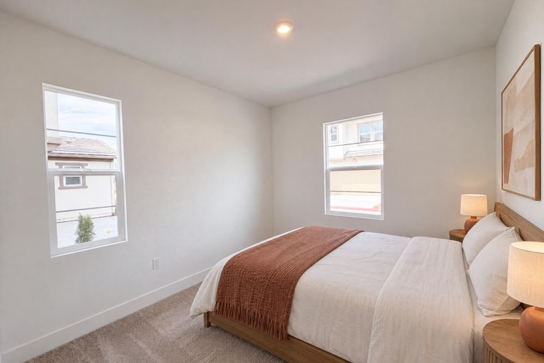 Photo 8 of 21 of 16207 Sculptor Ave, Lathrop, CA