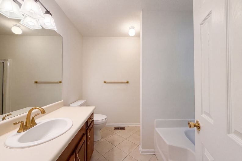Photo 14 of 26 of 103 Saddlebrook Ct, Lagrange, GA