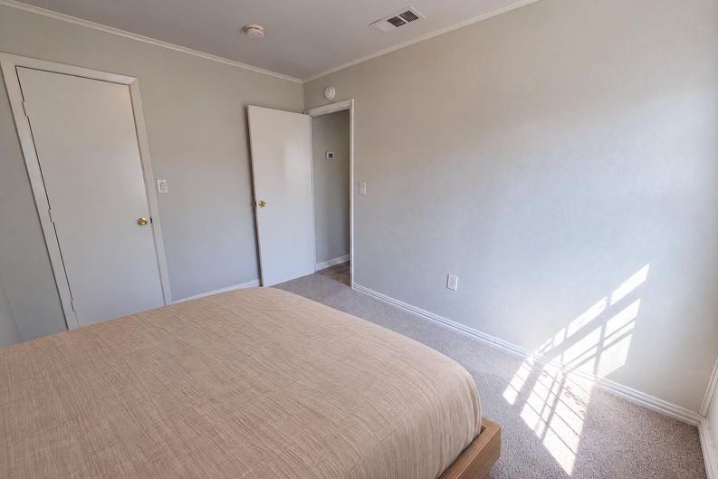 Photo 12 of 16 of 4268 Texas College Dr, Dallas, TX