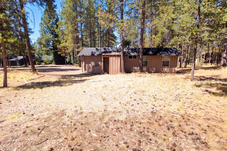 Photo 31 of 33 of 56992 Fawn Ln, Bend, OR