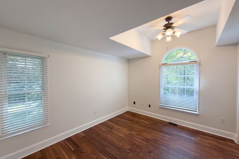 Photo 13 of 24 of 5406 Club View Dr, Concord, NC