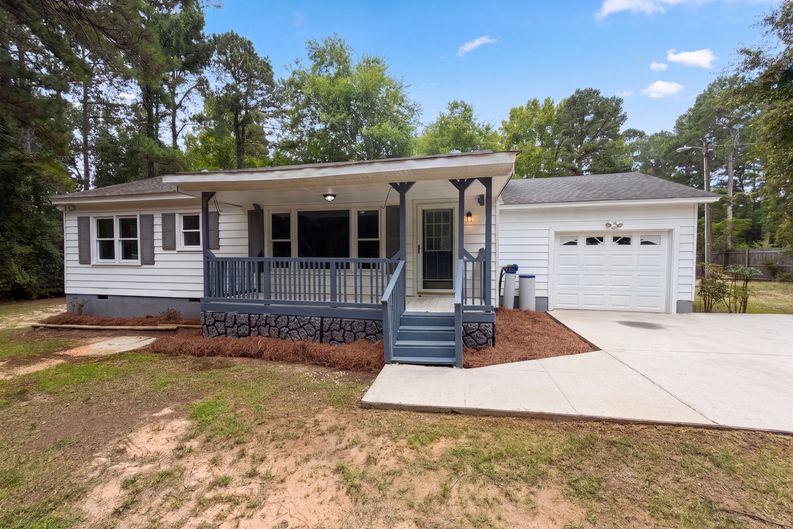 Photo 18 of 21 of 5710 Edgehill Rd, Sumter, SC