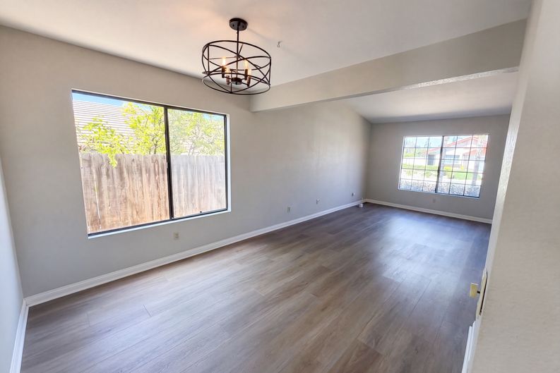 Photo 8 of 22 of 25431 Pistache Ct, Murrieta, CA