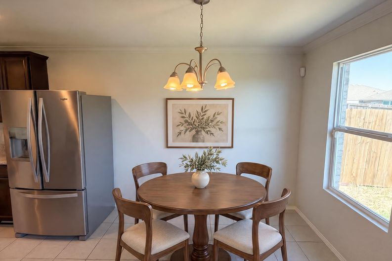 Photo 7 of 16 of 3029 Adrian Creek Dr, Little Elm, TX