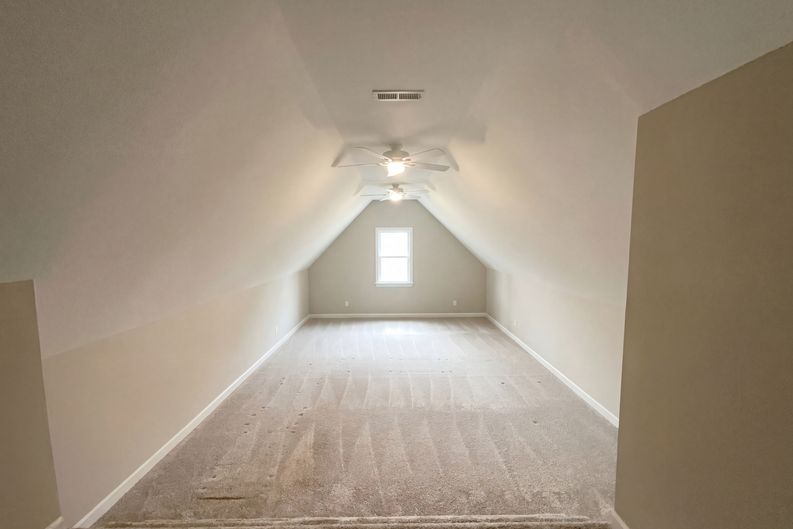 Photo 14 of 17 of 6412 Pleasant Creek Ct, Raleigh, NC