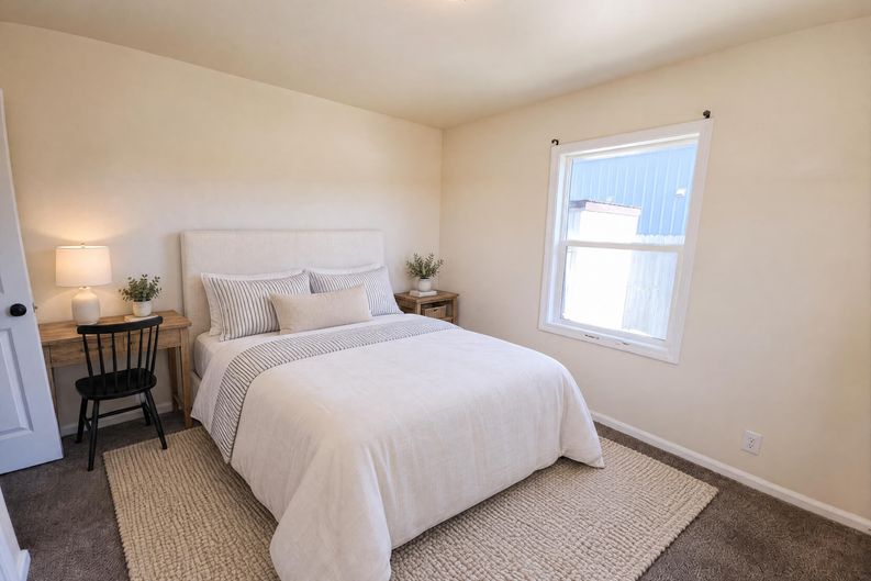 Photo 4 of 22 of 93291 Prairie Rd, Junction City, OR
