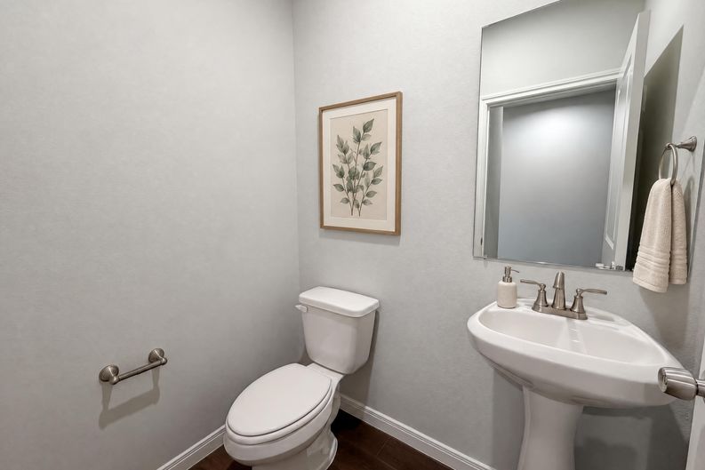 Photo 8 of 17 of 18803 Luminescent Ln, Spring, TX
