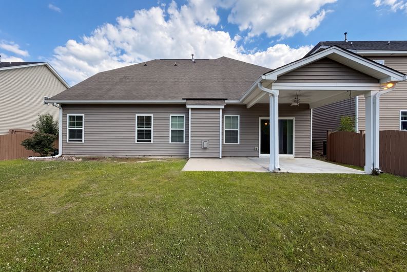Photo 5 of 28 of 149 Madison Park Dr, Lexington, SC