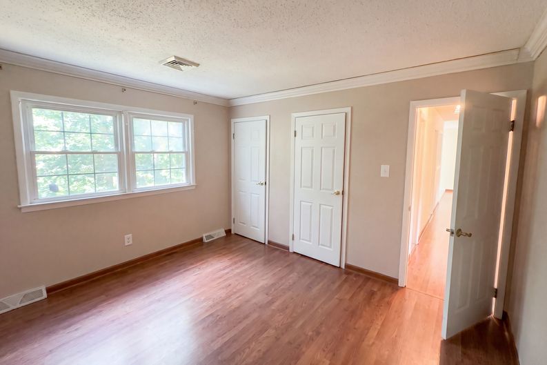 Photo 4 of 25 of 24 Hogan Ct, Little Egg Harbor, NJ