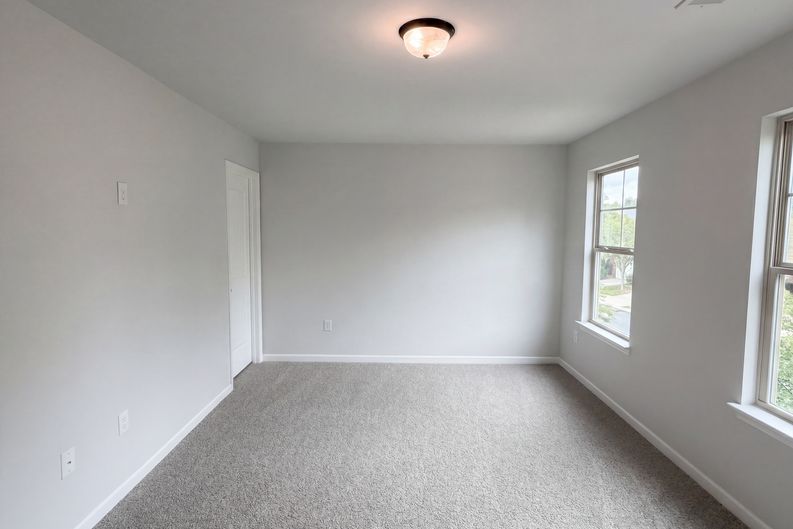 Photo 14 of 26 of 5053 Pioneer Pkwy, McDonough, GA