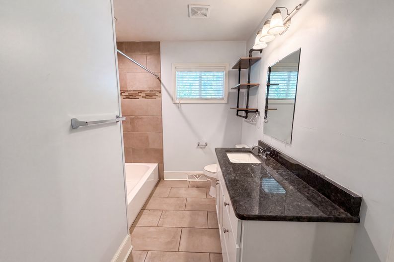 Photo 12 of 19 of 1605 Auten Rd, Gastonia, NC