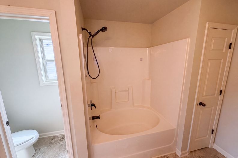 Photo 29 of 45 of 1036 Glenwyck Dr, Braselton, GA