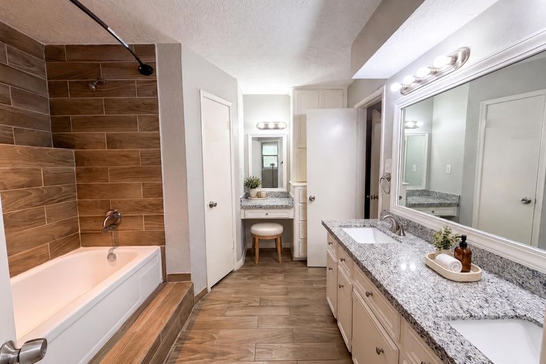 Photo 18 of 25 of 17810 Asphodel Ln, Spring, TX