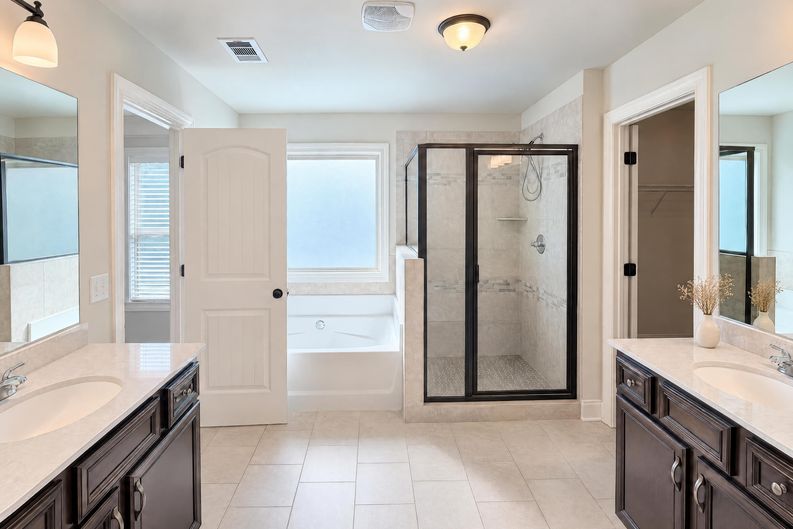 Photo 9 of 24 of 1801 Sycamore Dr, Loganville, GA