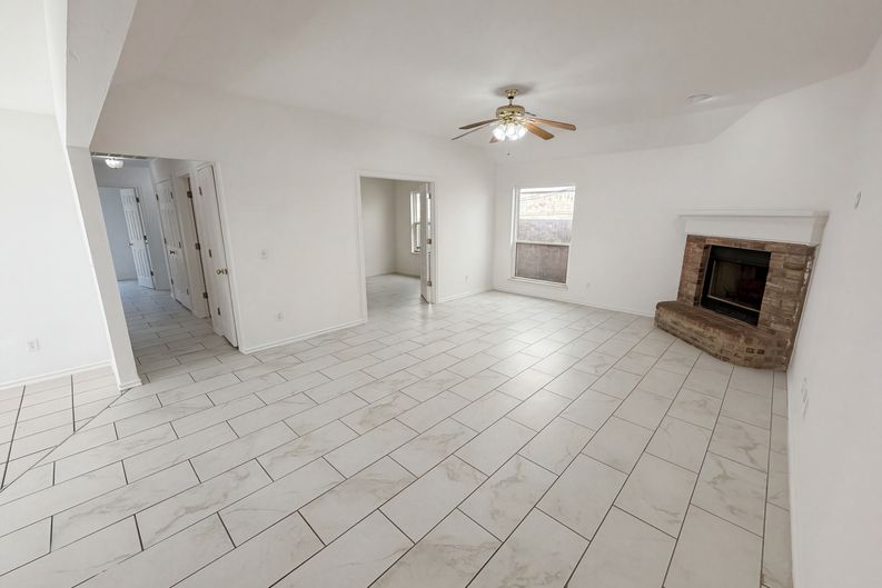 Photo 3 of 17 of 12917 Meadows Dr, Oklahoma City, OK