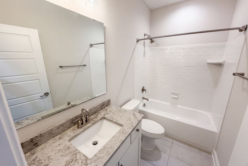 Photo 30 of 36 of 6109 Balham Ct, Charlotte, NC