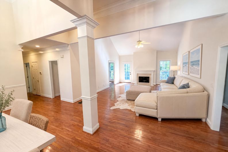 Photo 6 of 20 of 940 Cider Ridge Ct, Clarkesville, GA